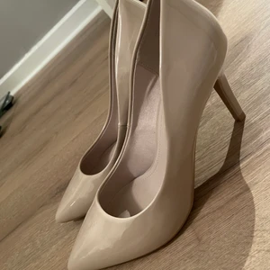 Klackar  - Helt nya klackar från H&M