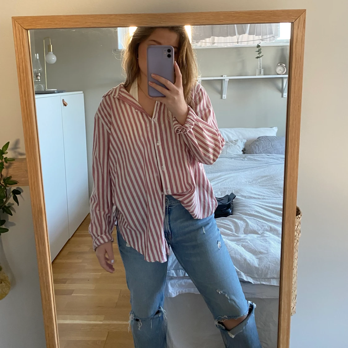 Röd vit randig skjorta