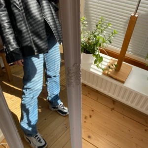Jeans - Jeans från Gina. Skriv för fler bilder. Frakt tillkommer