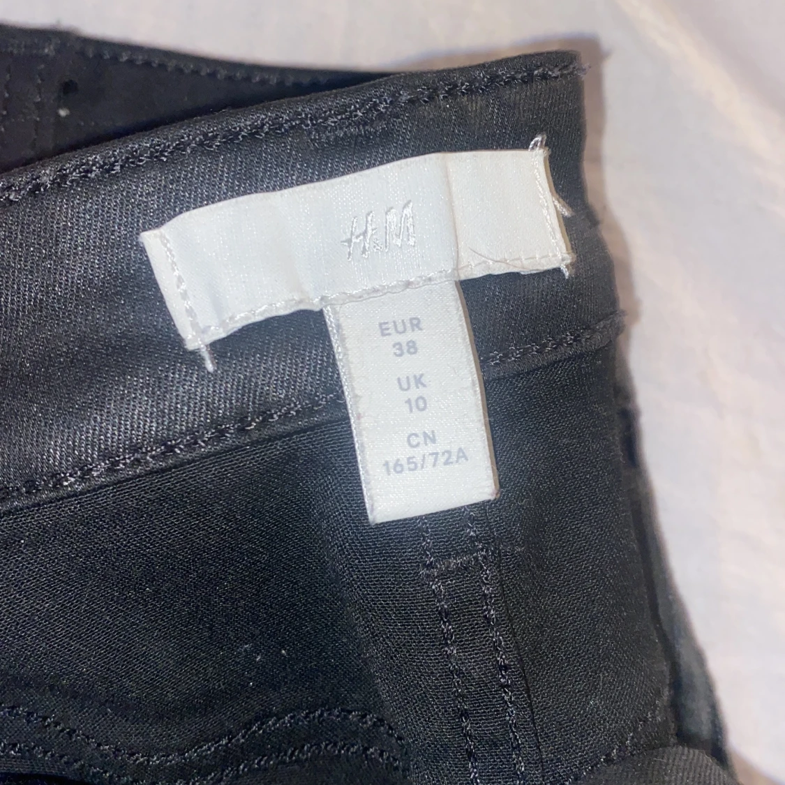 Skin byxor från H&M strl 38 - 90