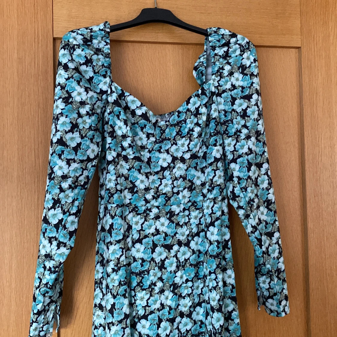 Väldigt söt klänning  - 90