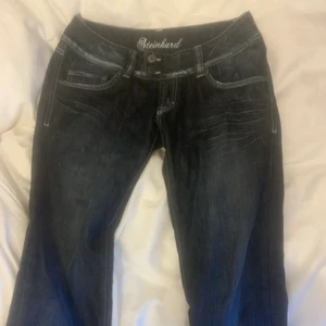 Low rise jeans - Lågmidjade jeans as snygga, har bara använt en gång dom är lite för långa:/ är 157cm