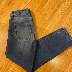 Jeans från hm i storlek 36! Använda fåtal gånger! ❤️