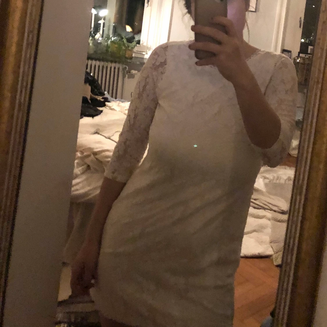 Vit spetsklänning