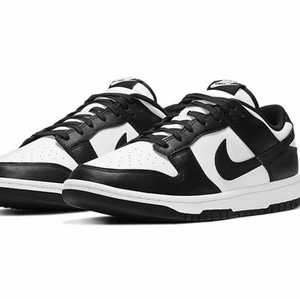 Panda dunks  - Helt nya köpta från JD Sport kvitto kommer såklart med.