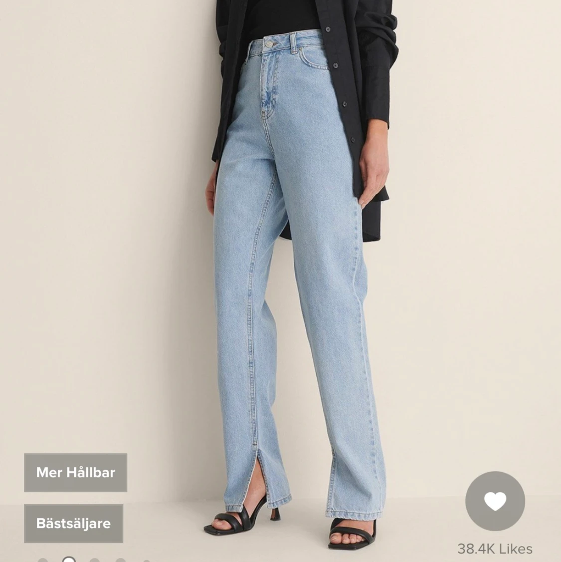 Ljusa jeans med slits