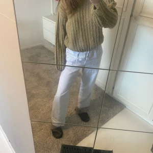 Gosig stickad tröja  - Så gosig och varm, säljs inte längre. Strl xxs, men passar även xs! Säljer för 150kr 