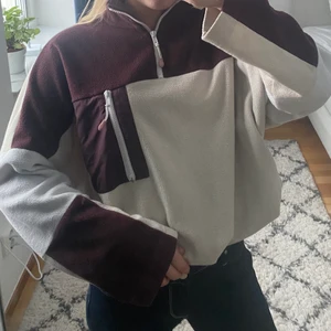 Monki tröja strl S - Superskönt mysig tröja från monki❤️‍🩹Den är använd endast ett fåtal gånger och i väldigt bra skick🤩 