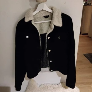 Manchester jacka  - Jättefin Manchester jacka storlek s 