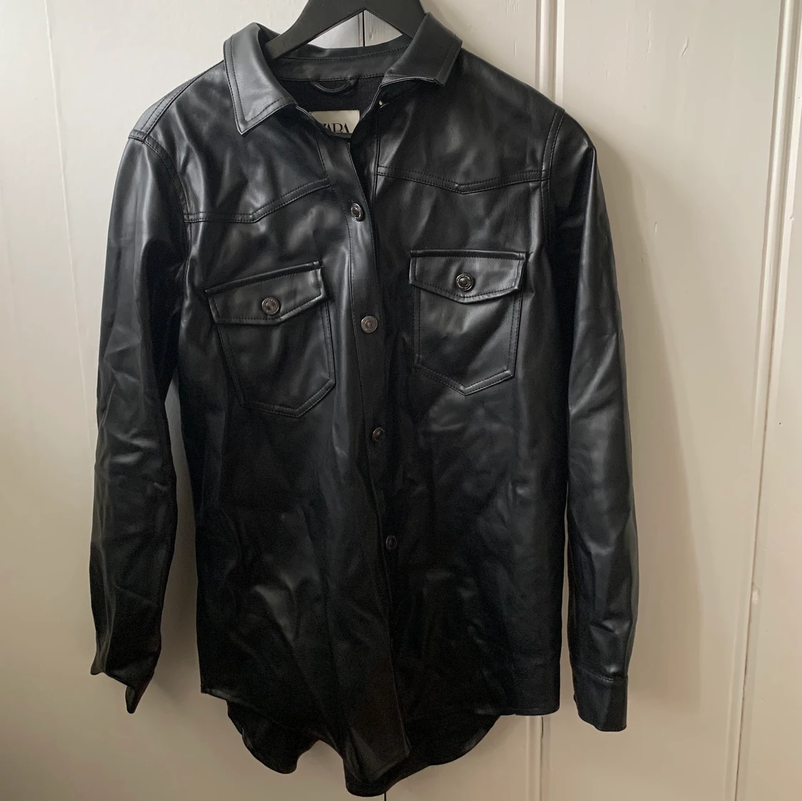 Zara fake-skinn jacka