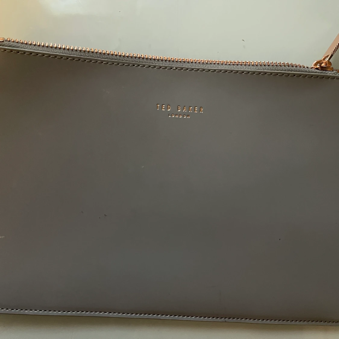 Ted baker handväska, grå och rosé guld - 91