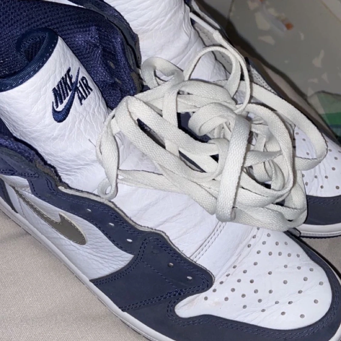 Air Jordan 1 Midnight Navy 2021 - 90