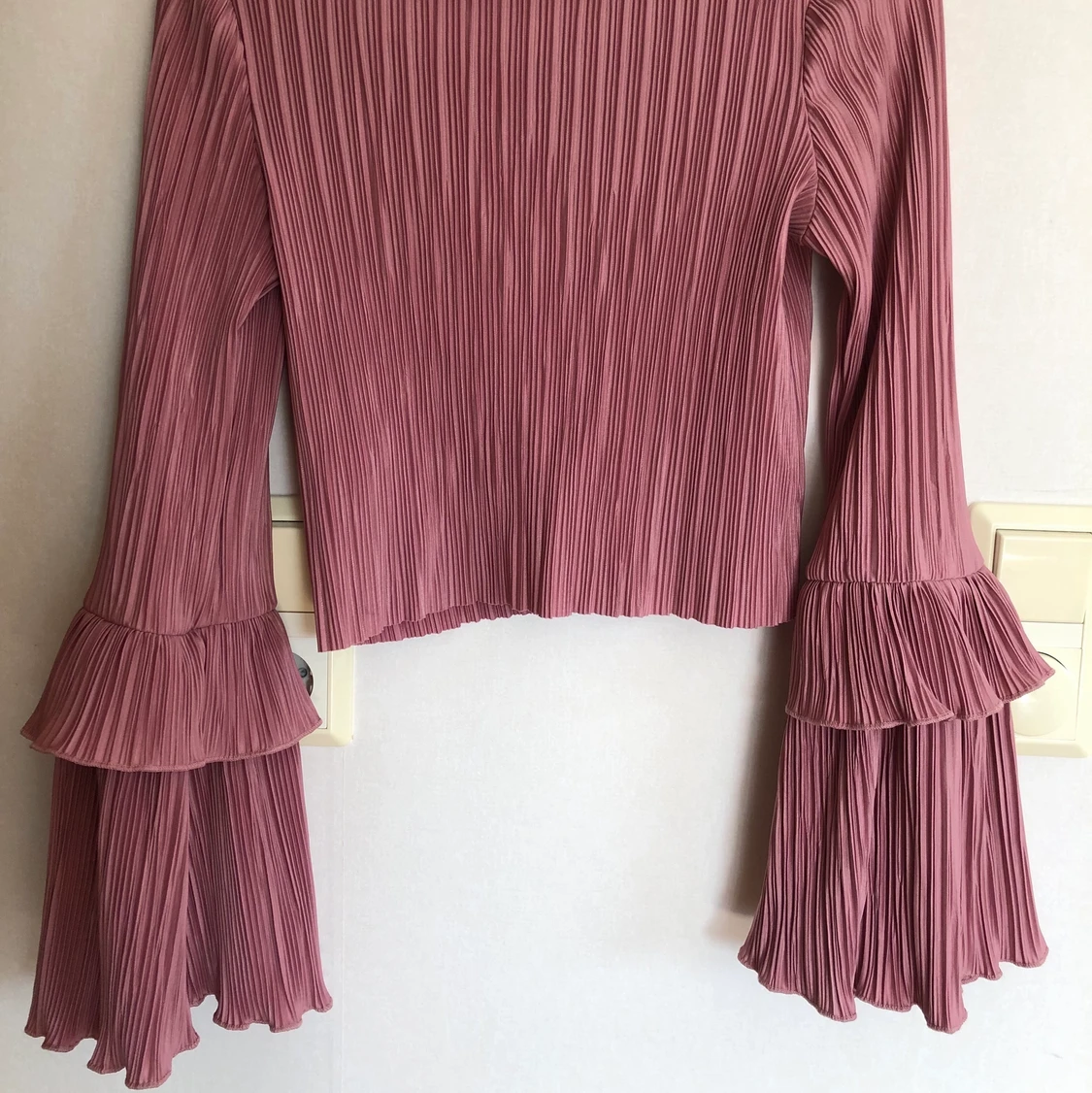 NA-KD cropped blus storlek S - 91