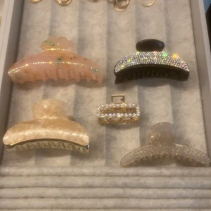 Hårklämmor - Fina hårklämmor oanvända. 1för 39, 2för 69, 3för 89