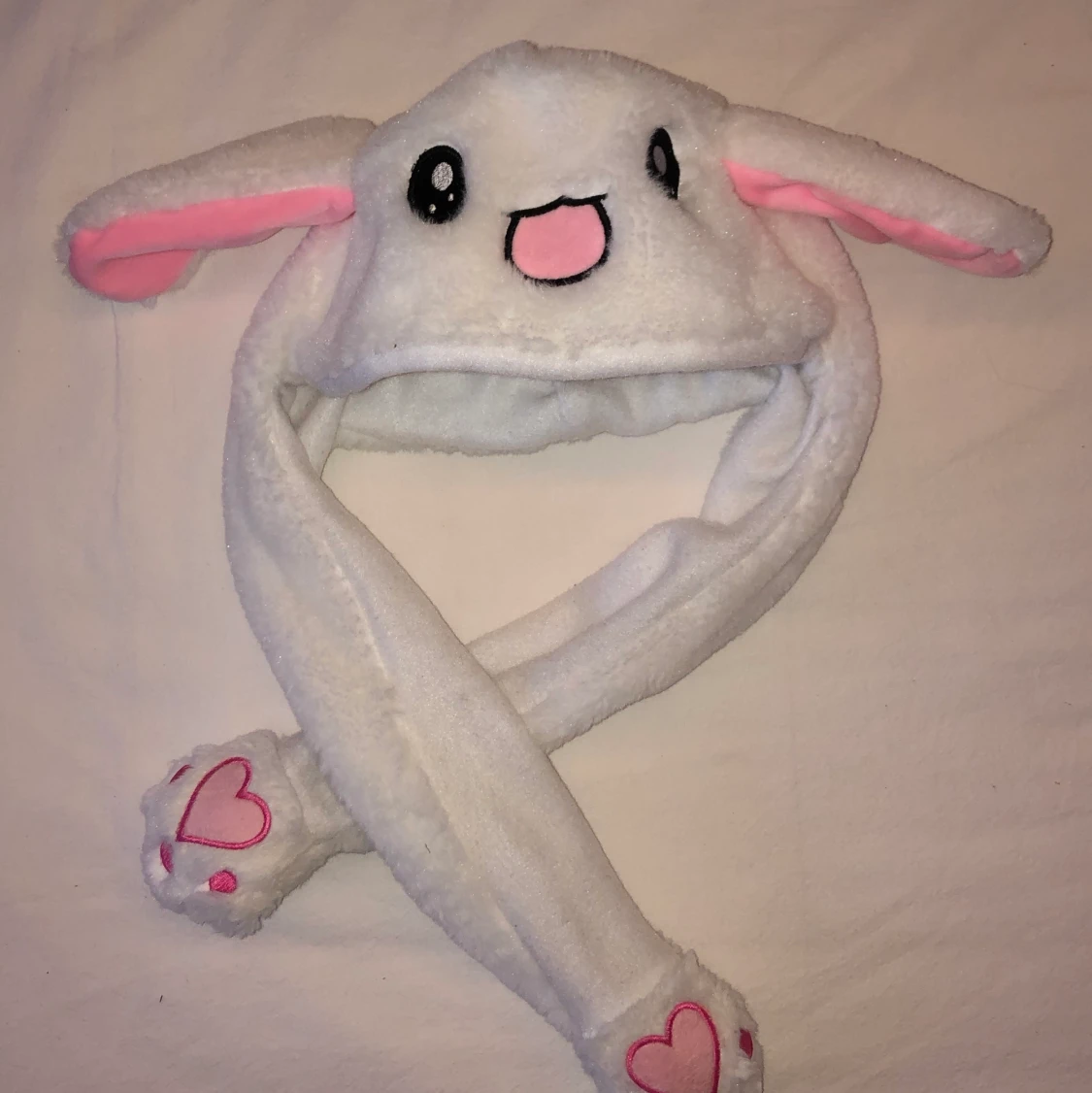 Kaninmössa med rörliga öron