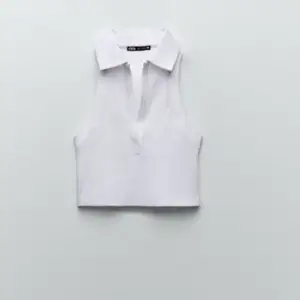 Ett vitt ribbstickat linne från Zara💕Oanvänt med lappen kvar. Storlek S💗 OBS, betalning sker via swish innan jag skickar paketet 