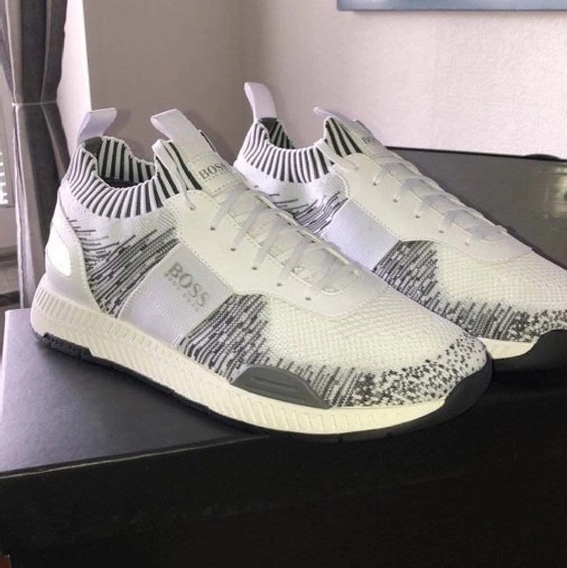 Hugo Boss skor i strl 41