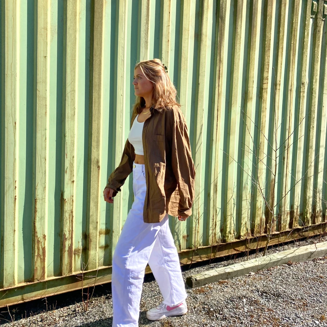 Brun stor skjorta  - 91