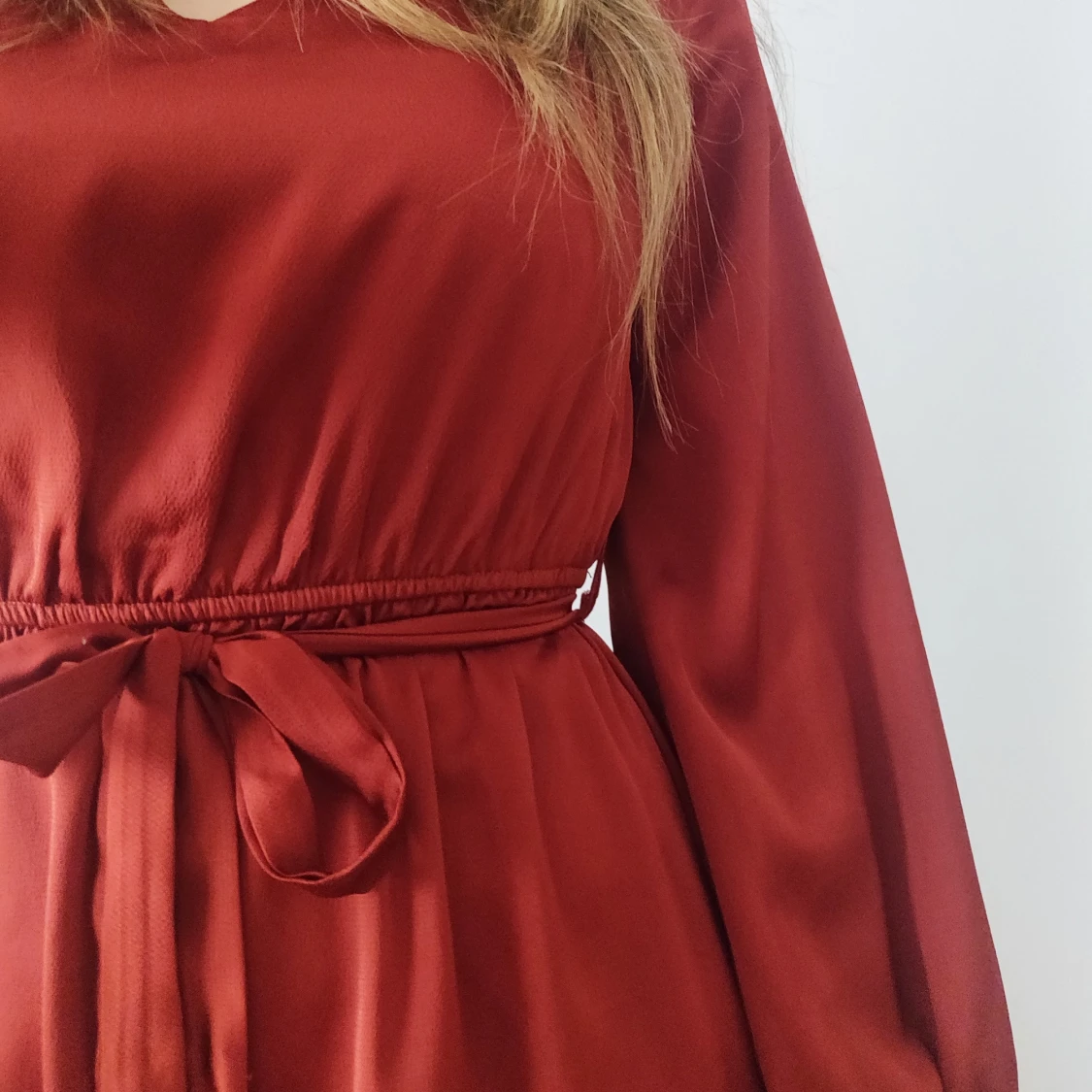 Roströd volangklänning - 91