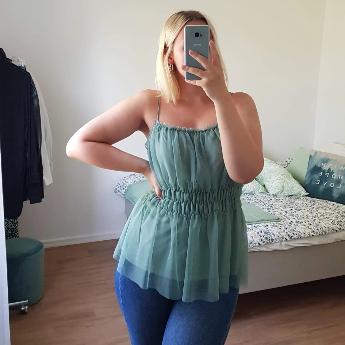 H&M TYLL LINNE 
