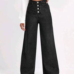 Bagay jeans high waisted - Once used. Reason to sell i lost weight size M