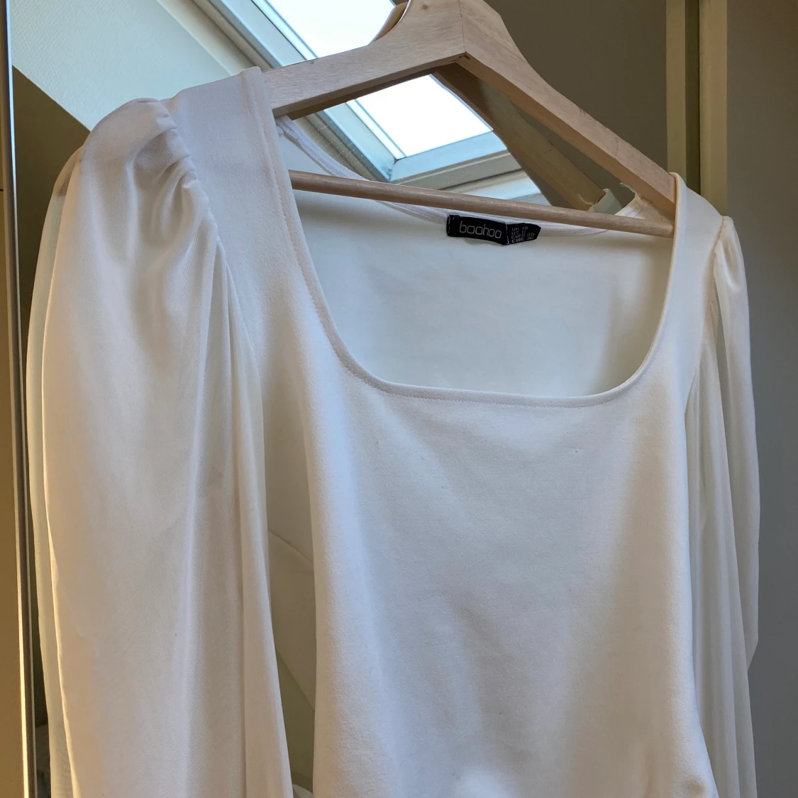 Snygg vit body i storlek 36 - 90