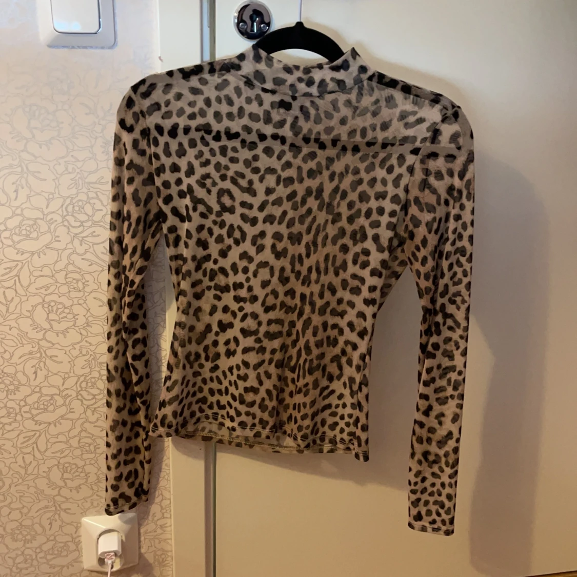 Mesh tröja leopard