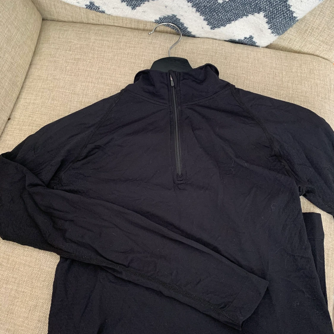 Svart träningströja  - 91