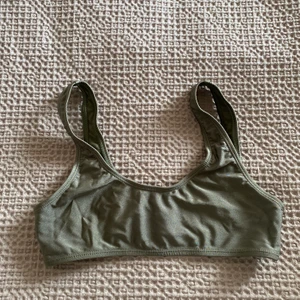 Bikini topp - Grön bikini topp från Na-kd🖤🖤🖤🖤