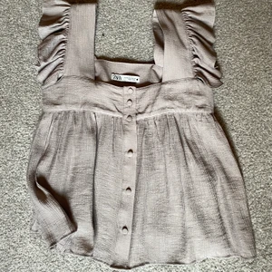 Söt topp från zara - Fin topp från Zara!