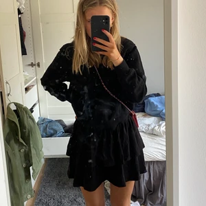 Sommar kjol!!🌸🌸 - Fin svart sommarkjol! Skit snygg!!!