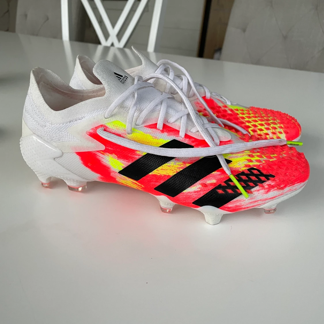 Adidas fotbollsko, storlek 38