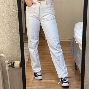 Rak jeans - Raka beiga jeans❤️