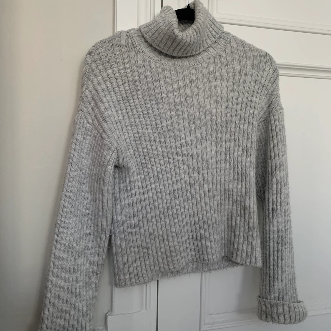 Stickad tröja nakd  - 91