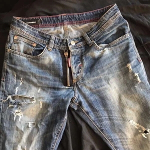 Dsquared2 jeans - Storlek 33