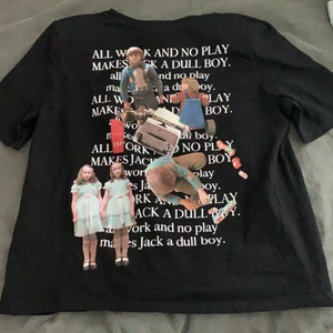 Zara - Aldrig använd T-shirt från zara 150kr😍✨