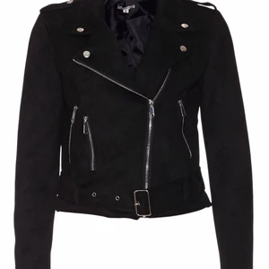 Mockajacka  - Säljer min mockajacka. Knappt använd. Nypris 599 