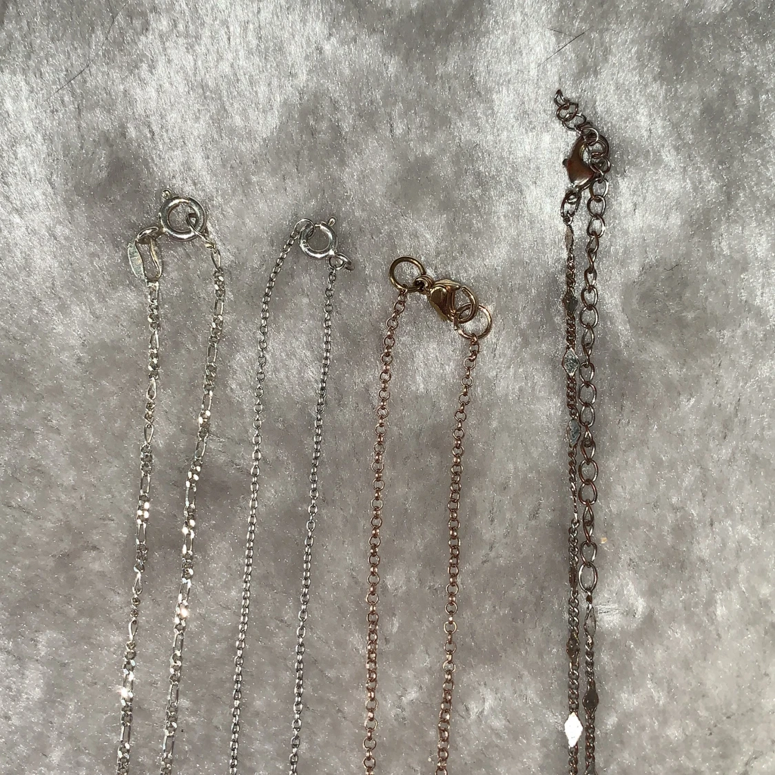 Olika halsband/kedjor⛓ - 91