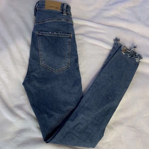 Gina tricot jeans - Fina jeans från gina tricot 