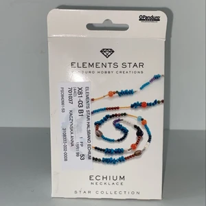 Gör egna smycken - Jag säljer detta jätte fina smyckes sätt där du kan göra helt egna halsband, armband, ringar osv. Det följer med en instruktionsanvisning & en påse med allt man behöver. Denna är helt oanvänd och säljer pga att jag inte har någon användning för den. På baksidans förpackning så är den lite sönder men annars är den helt hel!! Kmr ej ihåg hur mke den kostade men säljer så billigt som jag kan✨