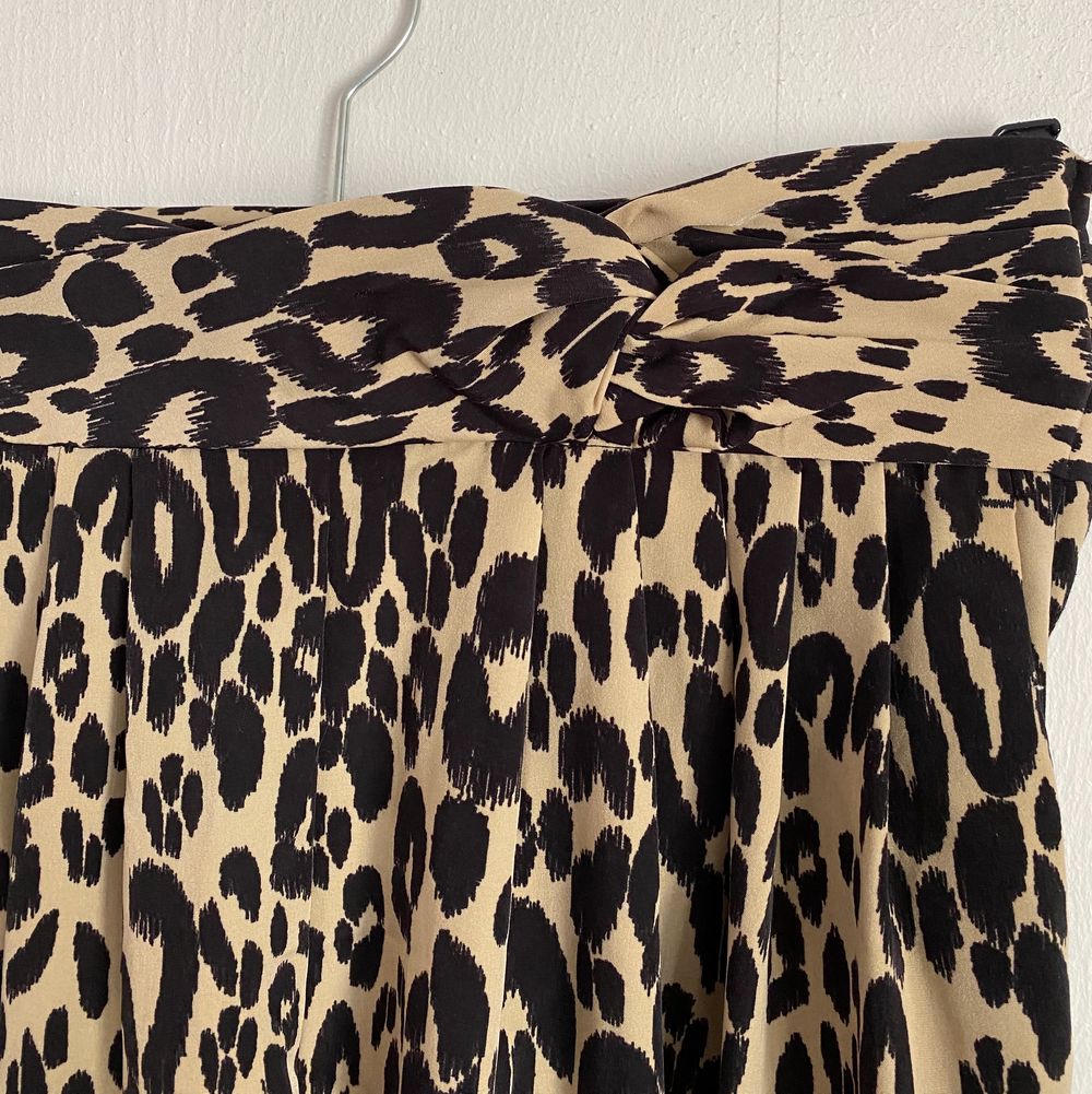 Leopardmönstrade vintage-byxor | Plick Second Hand