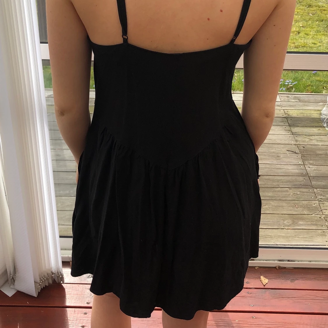 Fin svart klänning från H&M - 91