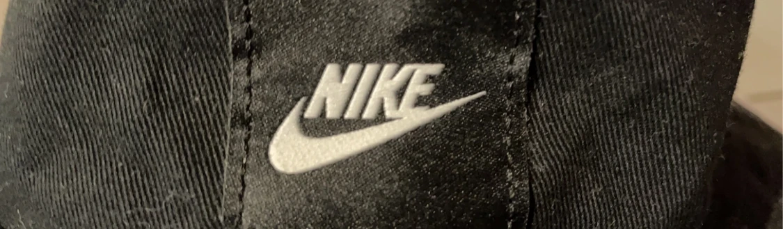 Nike mössa  - 90