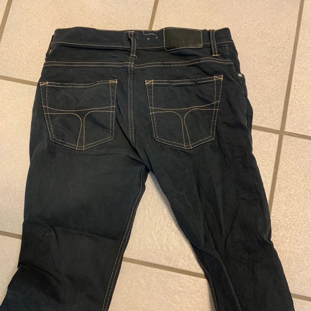 Clean tiger jeans size 30 lite skinny . Jeans & Byxor.