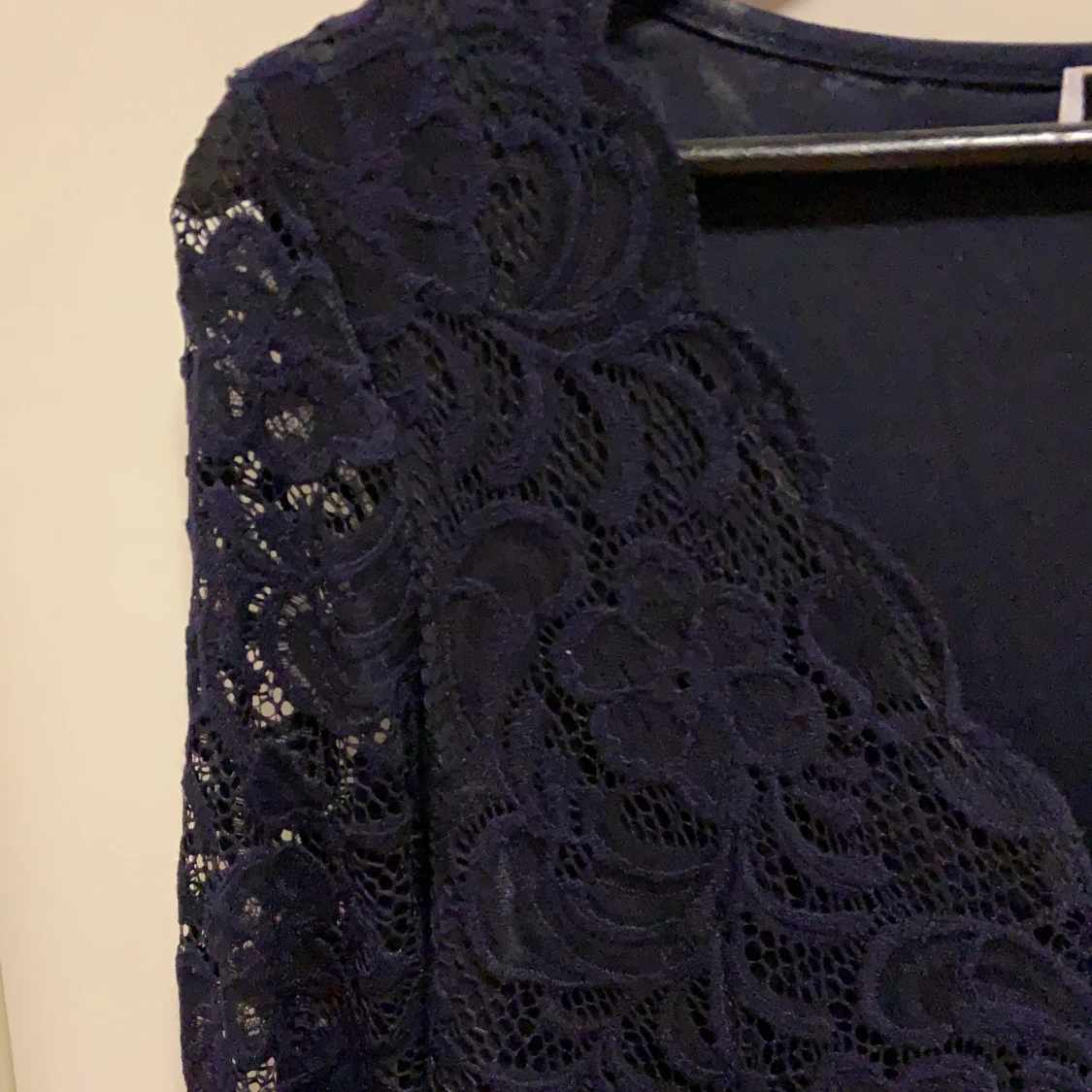 Mörkblå klänning - 91