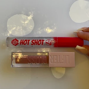 Nya Läppglans  - Säljer två nya och oöppnade läppglans. Hot Shot lip plumper 35kr och Maybellines nya läppglans 100kr. Maybellines läppglans är sönder hypad över hela tiktok. Ska tydligen vara en dupe av fenty beautys läppglans. Läppglanset är i färgen som alla tjatar om och alla kändisar dör för. Den är slutsåld nästan överallt. 
