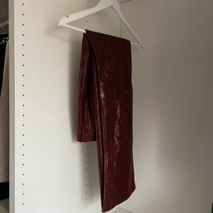 Läderbyxor  - Köpta på humana! Ungefär storlek M! Skriv för exakta mått