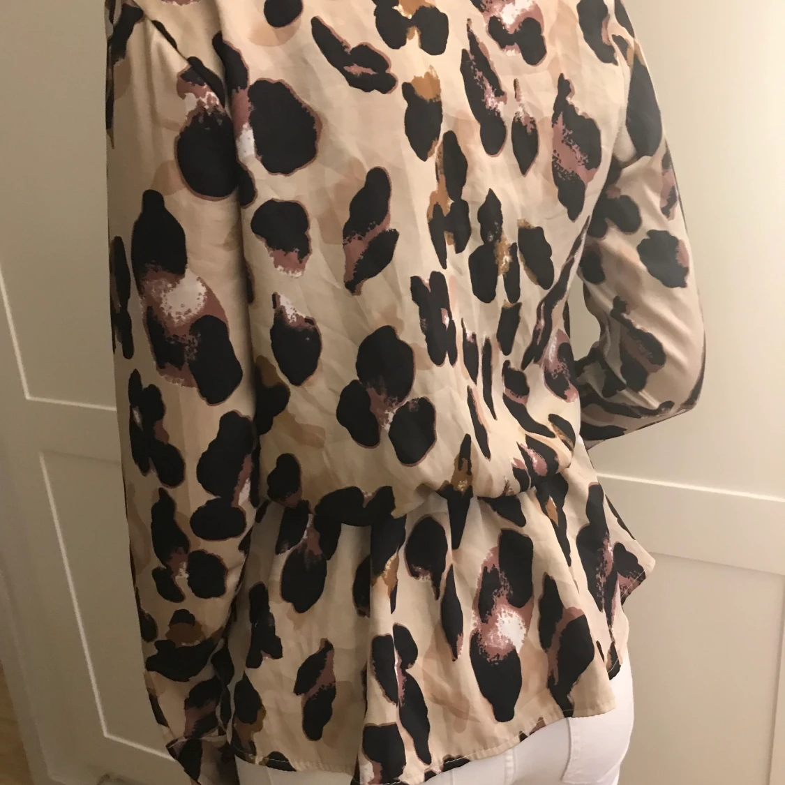 Omlott topp i strl xs  - 90