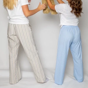 Långa pyjamasbyxor!!!! - (DET GÅR INTE ATT KÖPA HÄR) Mitt uf-företag säljer extra långa pyjamasbyxor i italienska tyger. Följ oss på instagram @zomn.se för att kunna köpa där i framtiden 🤍🙏🏻