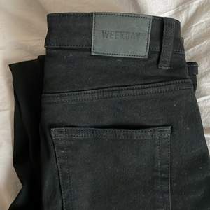 Jeans från weeday modellen way💞